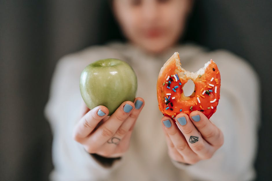 Is it attainable to drop a few pounds with out chopping out sugar utterly?