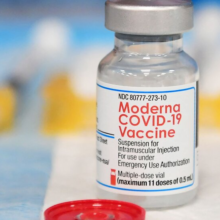 Citing Misinformation, Florida Health Official Calls for Halt to Covid Vaccines