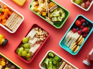 How can I take care of social conditions and consuming out whereas on a weight reduction journey?
