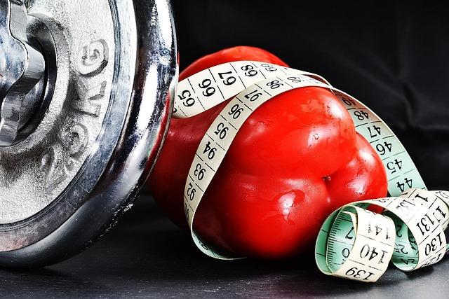 Can social media affect weight reduction targets positively?